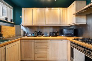 Kitchen- click for photo gallery